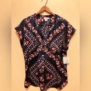 Liz Claiborne navy and floral top. XL. New, never worn